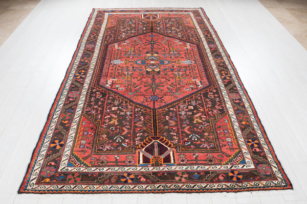 10' 2" x 5' 5" Excellent Hand-Knotted Vintage Collectible Tribal Rug - Yasi & Fara 
