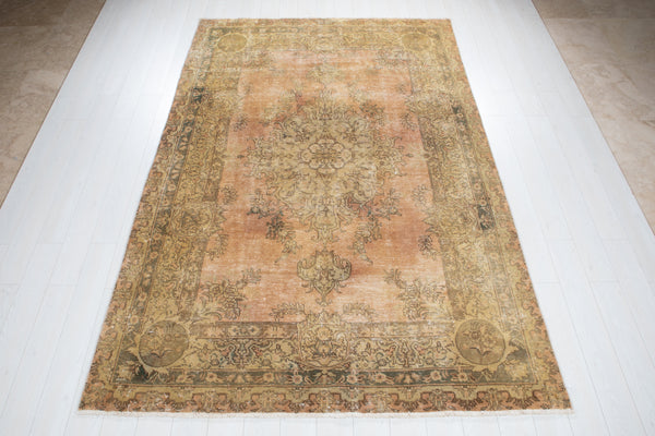 9' 8" x 6' 5" Excellent Hand-Knotted Antique Neutral Area Rug - Yasi & Fara 