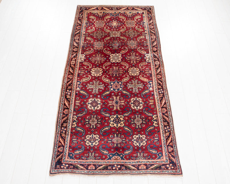 7' 10" x 3' 9" Excellent Hand-Knotted Vintage Tribal Rug - Yasi & Fara 