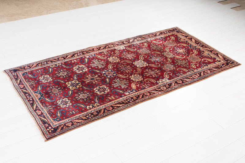 7' 10" x 3' 9" Excellent Hand-Knotted Vintage Tribal Rug - Yasi & Fara 