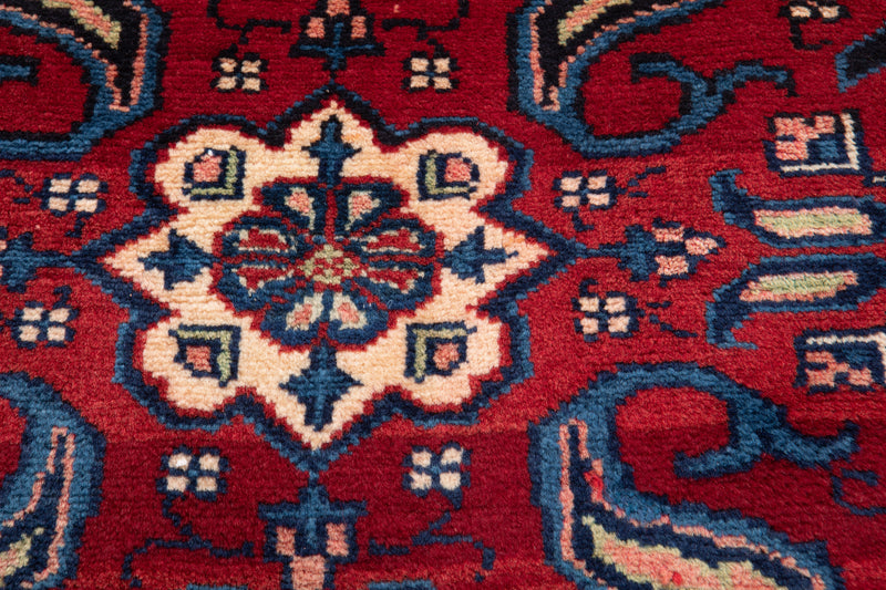 7' 10" x 3' 9" Excellent Hand-Knotted Vintage Tribal Rug - Yasi & Fara 