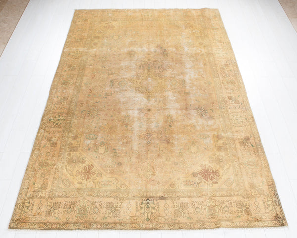 9' 8" x 6' 4" Excellent Hand-Knotted Antique Faded Large Area Rug - Yasi & Fara 