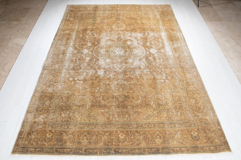 11' 5" x 7' 10" Excellent Hand-Knotted Antique Faded Large Area Rug - Yasi & Fara 