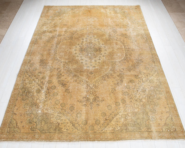 10' 6" x 7' 6" Excellent Hand-Knotted Antique Faded Large Area Rug - Yasi & Fara 