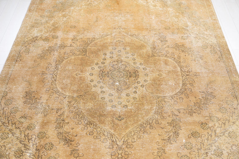 10' 6" x 7' 6" Excellent Hand-Knotted Antique Faded Large Area Rug - Yasi & Fara 