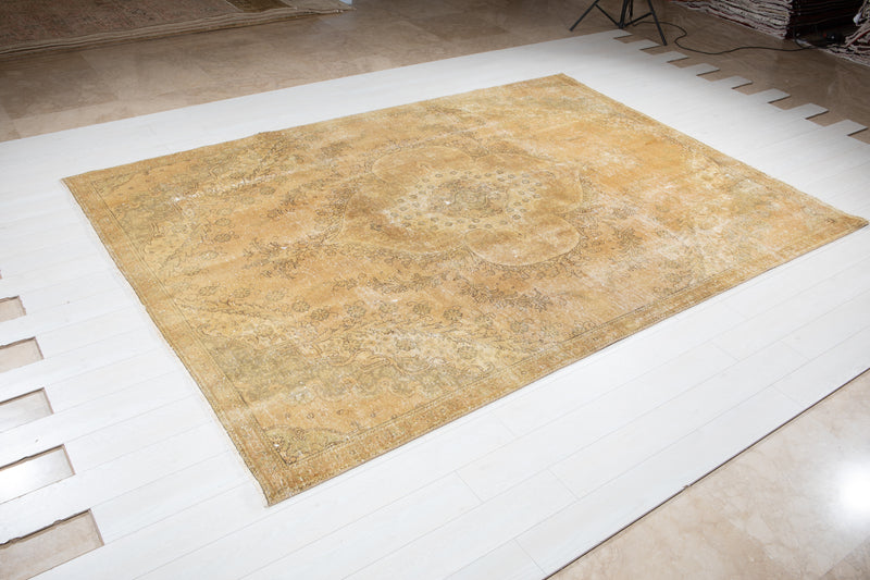10' 6" x 7' 6" Excellent Hand-Knotted Antique Faded Large Area Rug - Yasi & Fara 