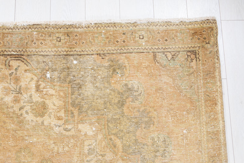 10' 6" x 7' 6" Excellent Hand-Knotted Antique Faded Large Area Rug - Yasi & Fara 