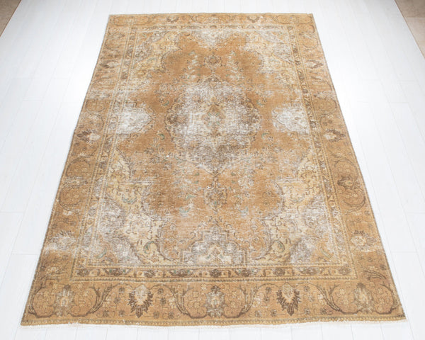 9' 1" x 5' 11" Excellent Hand-Knotted Antique Neutral Large Area Rug - Yasi & Fara 