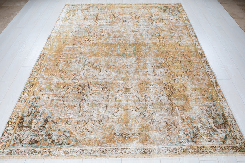9' 7" x 6' 7" Excellent Hand-Knotted Antique Faded Large Area Rug - Yasi & Fara 