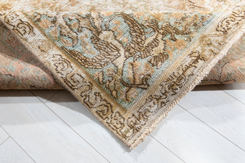 9' 7" x 6' 7" Excellent Hand-Knotted Antique Faded Large Area Rug - Yasi & Fara 
