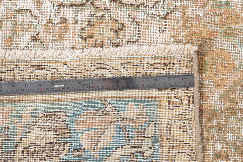 9' 7" x 6' 7" Excellent Hand-Knotted Antique Faded Large Area Rug - Yasi & Fara 