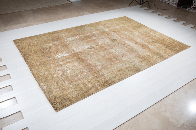 10' 6" x 7' 3" Excellent Hand-Knotted Antique Neutral Area Rug - Yasi & Fara 