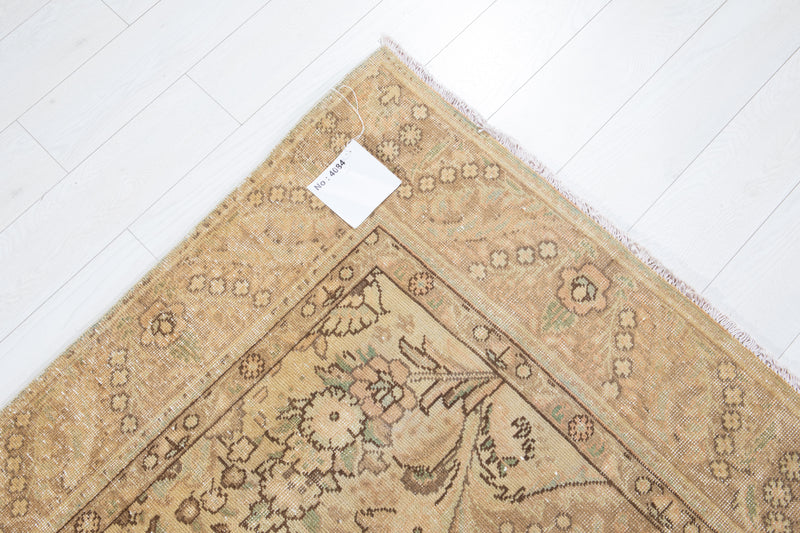 9' 5" x 6' 3" Excellent Hand-Knotted Antique Faded Large Area Rug - Yasi & Fara 