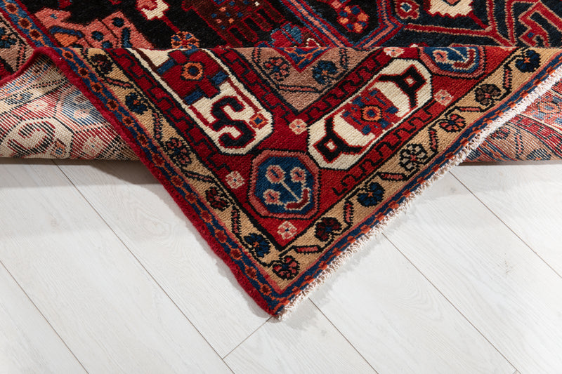 10' 4" x 5' 2" Excellent Hand-Knotted Vintage Collectible Tribal Rug - Yasi & Fara 