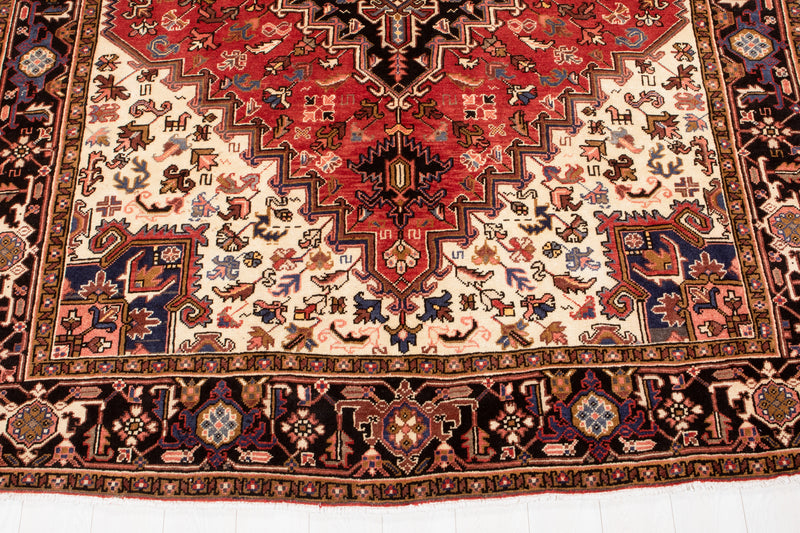 9' 8" x 7' 2" Excellent Hand-Knotted Vintage Geometric Tribal Area Rug - Yasi & Fara 