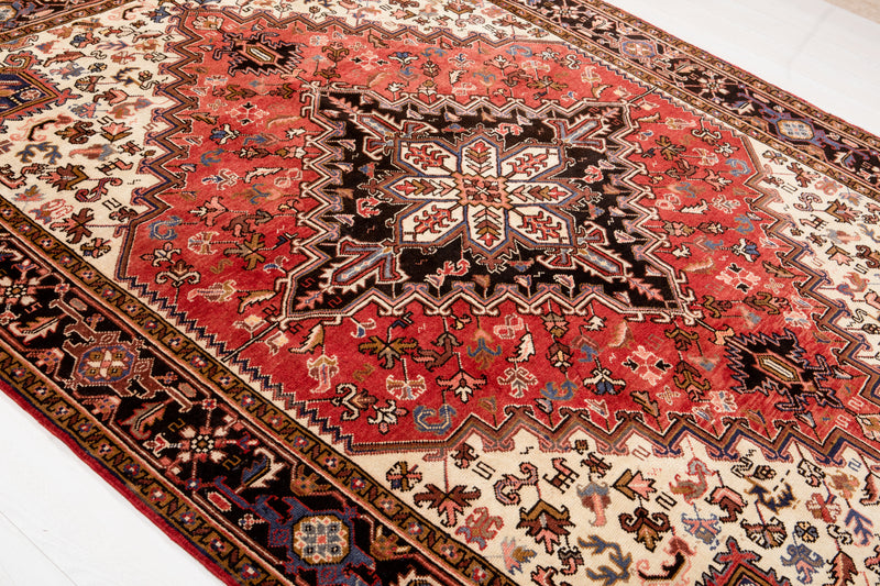 9' 8" x 7' 2" Excellent Hand-Knotted Vintage Geometric Tribal Area Rug - Yasi & Fara 