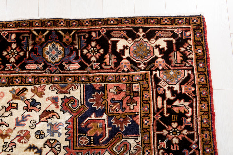 9' 8" x 7' 2" Excellent Hand-Knotted Vintage Geometric Tribal Area Rug - Yasi & Fara 
