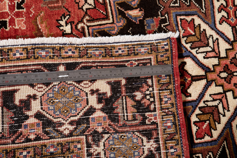 9' 8" x 7' 2" Excellent Hand-Knotted Vintage Geometric Tribal Area Rug - Yasi & Fara 