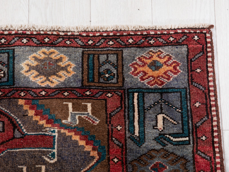 7' 2" x 3' 6" Excellent Hand-Knotted Vintage Tribal Rug - Yasi & Fara 