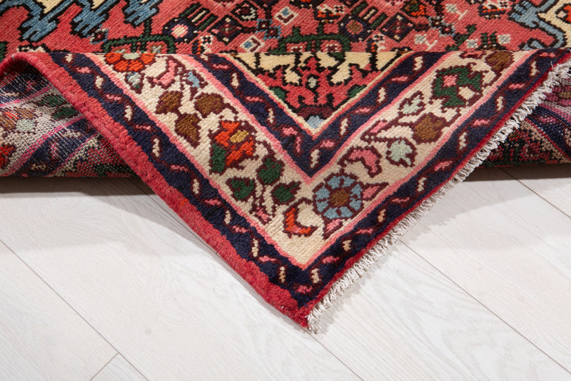 5' 6" x 3' 2" Excellent Hand-Knotted Vintage Tribal Rug - Yasi & Fara 