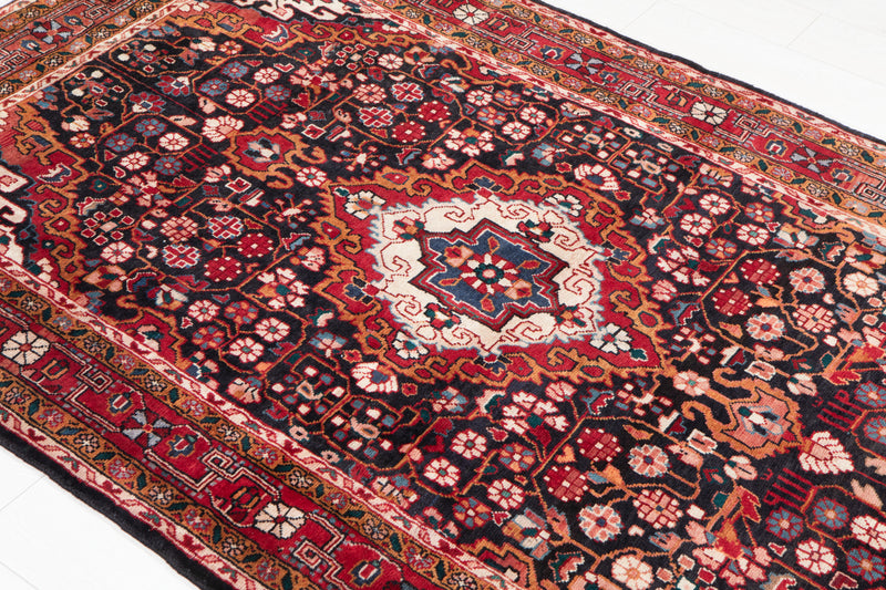 6' 11" x 4' 4" Excellent Hand-Knotted Vintage Collectible Tribal Rug - Yasi & Fara 