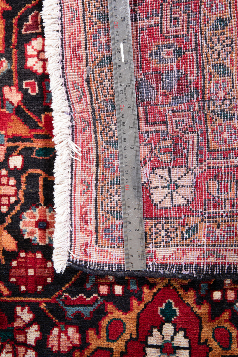 6' 11" x 4' 4" Excellent Hand-Knotted Vintage Collectible Tribal Rug - Yasi & Fara 