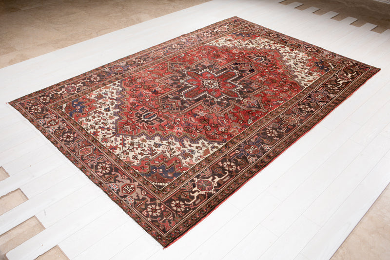 10' 4" x 6' 10" Excellent Hand-Knotted Vintage Collectible Tribal Rug - Yasi & Fara 
