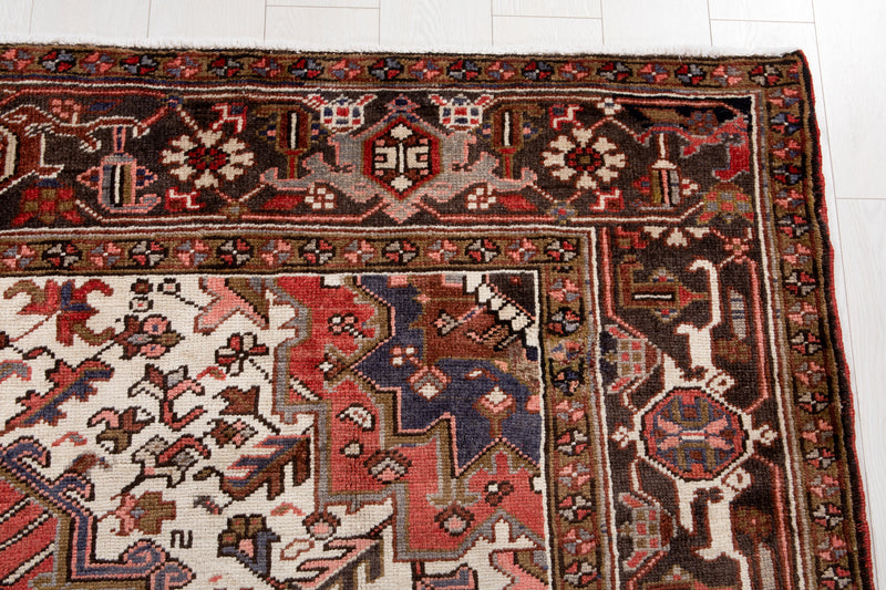 10' 4" x 6' 10" Excellent Hand-Knotted Vintage Collectible Tribal Rug - Yasi & Fara 