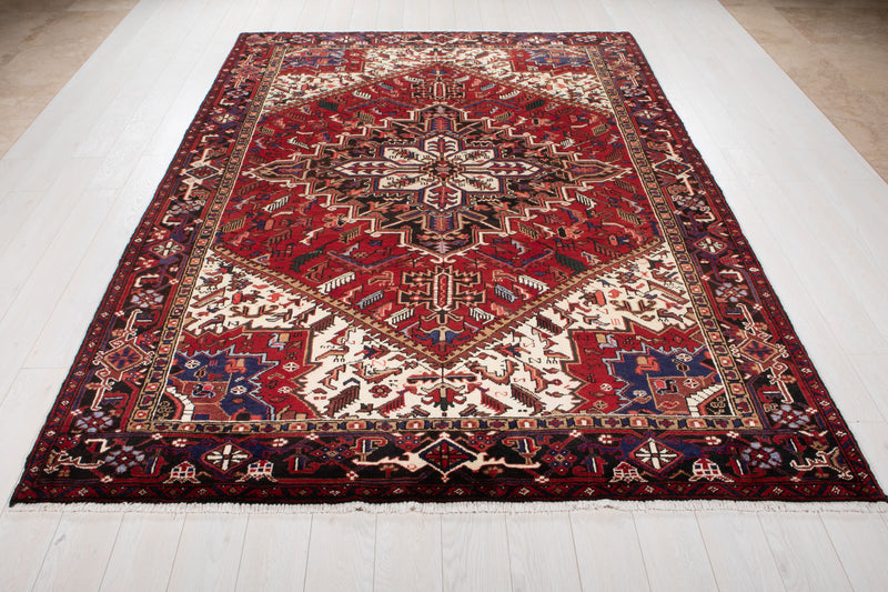 9' 9" x 6' 10" Excellent Hand-Knotted Vintage Tribal Area Rug - Yasi & Fara 
