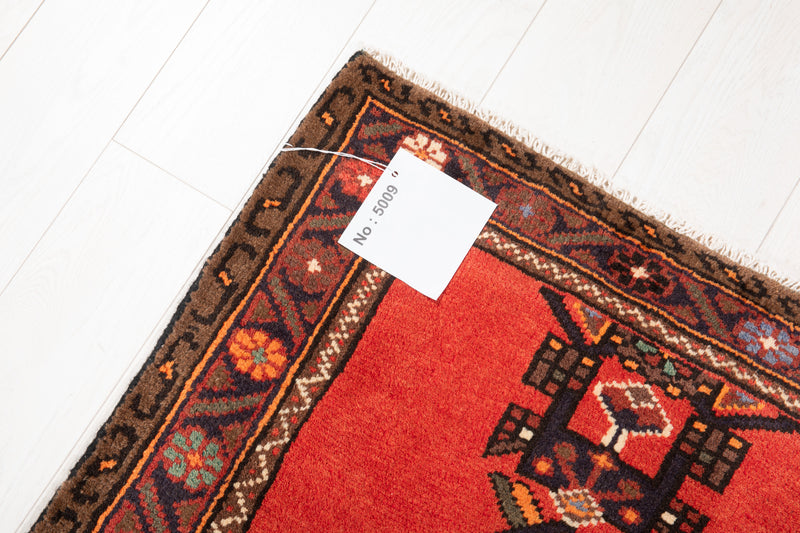 5' 1" x 2' 8" Excellent Hand-Knotted Vintage Tribal Rug - Yasi & Fara 