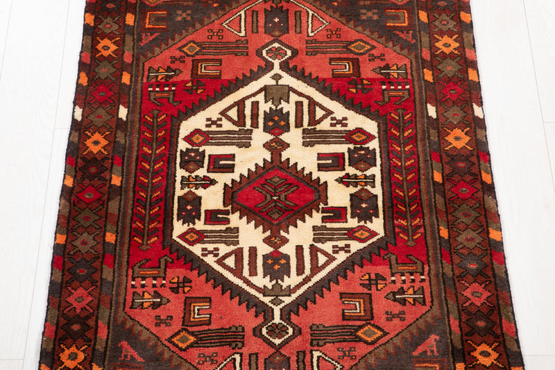 4' 10" x 3' 3" Excellent Hand-Knotted Vintage Tribal Rug - Yasi & Fara 