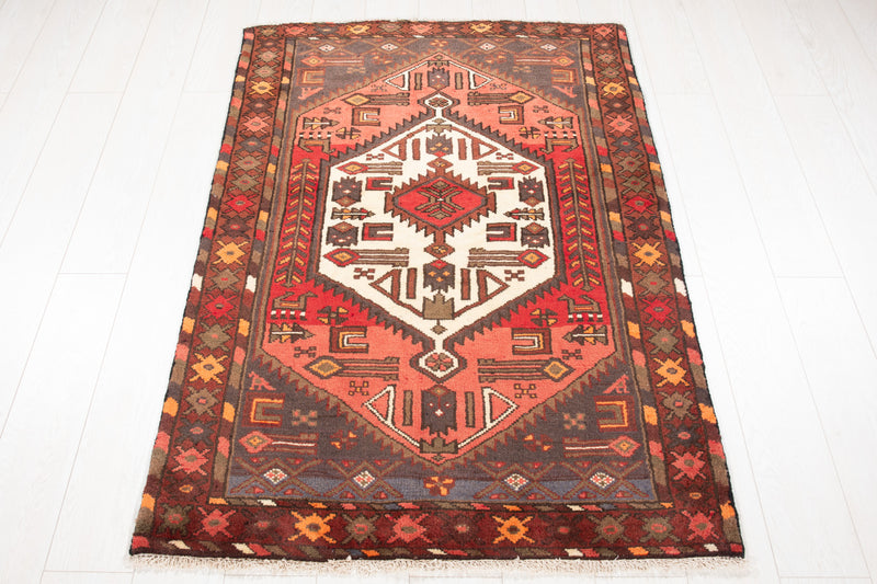 4' 10" x 3' 3" Excellent Hand-Knotted Vintage Tribal Rug - Yasi & Fara 