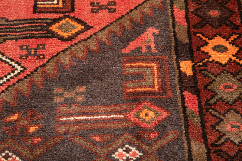 4' 10" x 3' 3" Excellent Hand-Knotted Vintage Tribal Rug - Yasi & Fara 