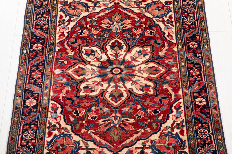 4' 5" x 3' 8" Excellent Hand-Knotted Vintage Collectible Tribal Rug