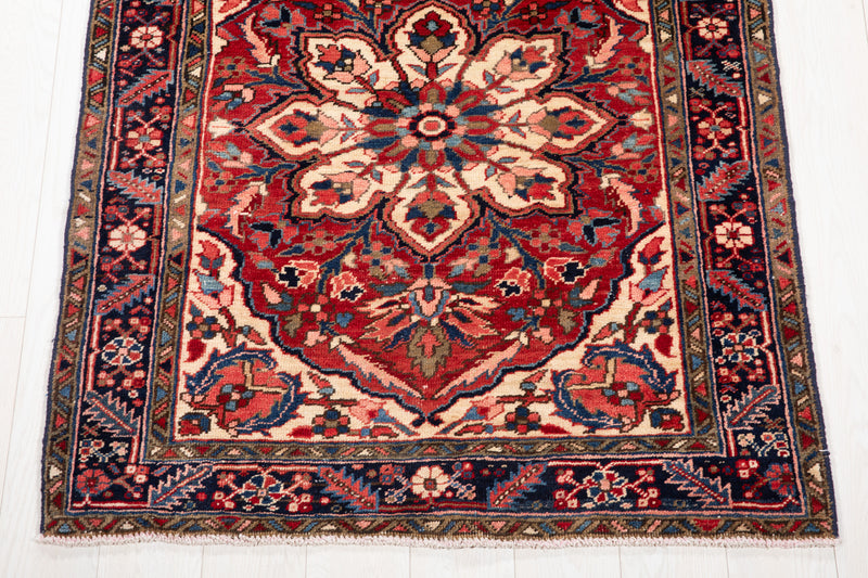 4' 5" x 3' 8" Excellent Hand-Knotted Vintage Collectible Tribal Rug