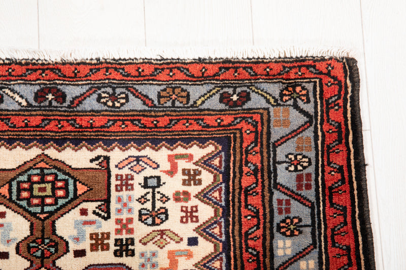 4' 11" x 2' 9" Excellent Hand-Knotted Vintage Tribal Rug - Yasi & Fara 