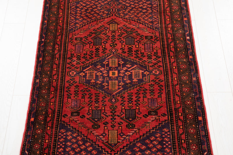 6' 9" x 3' 5" Excellent Hand-Knotted Vintage Tribal Rug - Yasi & Fara 
