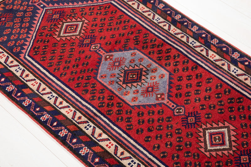 5' 2" x 2' 7" Excellent Hand-Knotted Vintage Tribal Rug - Yasi & Fara 