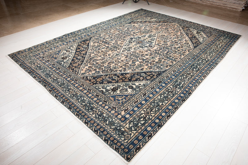 11' 3" x 8' 2" Excellent Hand-Knotted Antique Collectible Area Rug - Yasi & Fara 