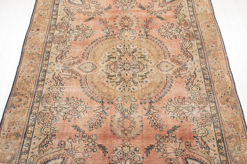 9' 5 x 6' 2" Excellent Hand-Knotted Antique Neutral Area Rug - Yasi & Fara 