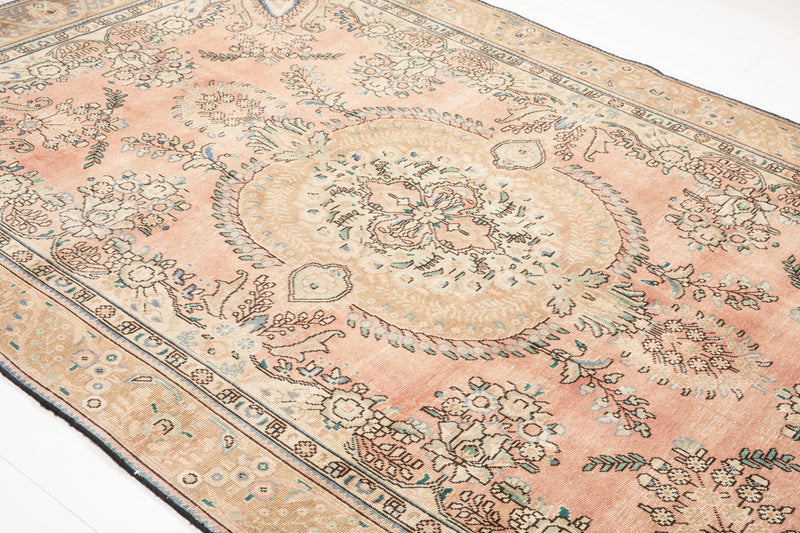 9' 5 x 6' 2" Excellent Hand-Knotted Antique Neutral Area Rug - Yasi & Fara 