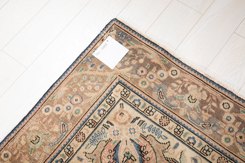 9' 5 x 6' 2" Excellent Hand-Knotted Antique Neutral Area Rug - Yasi & Fara 