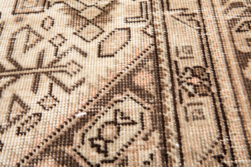 9' 6" x 6' 4" Excellent Hand-Knotted Antique Neutral Area Rug - Yasi & Fara 