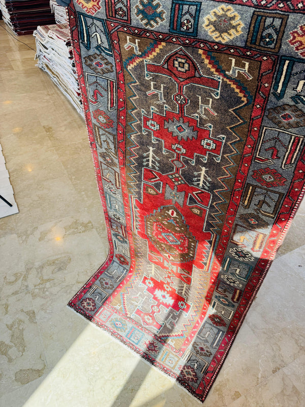 7' 2" x 3' 6" Excellent Hand-Knotted Vintage Tribal Rug - Yasi & Fara 