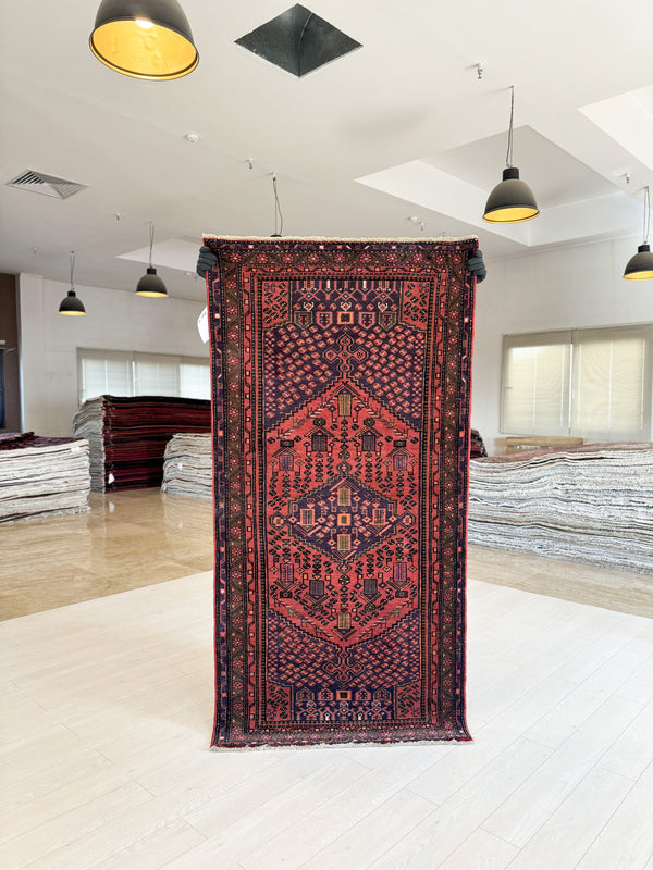 6' 9" x 3' 5" Excellent Hand-Knotted Vintage Tribal Rug - Yasi & Fara 