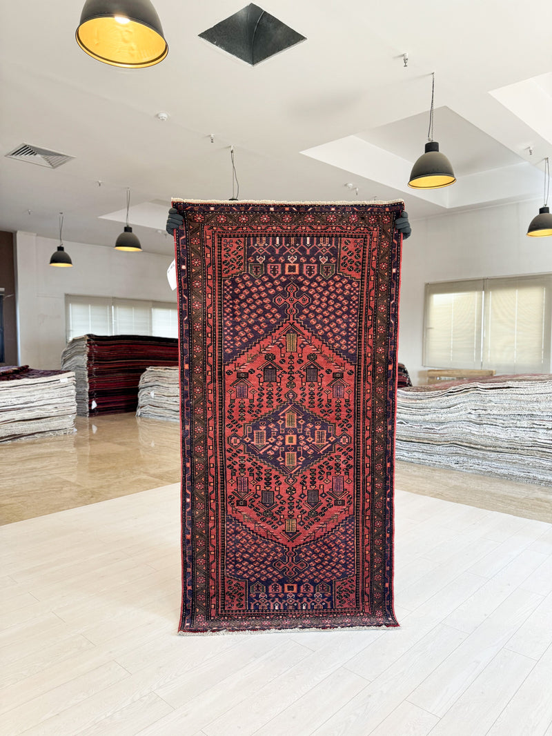 6' 9" x 3' 5" Excellent Hand-Knotted Vintage Tribal Rug - Yasi & Fara 