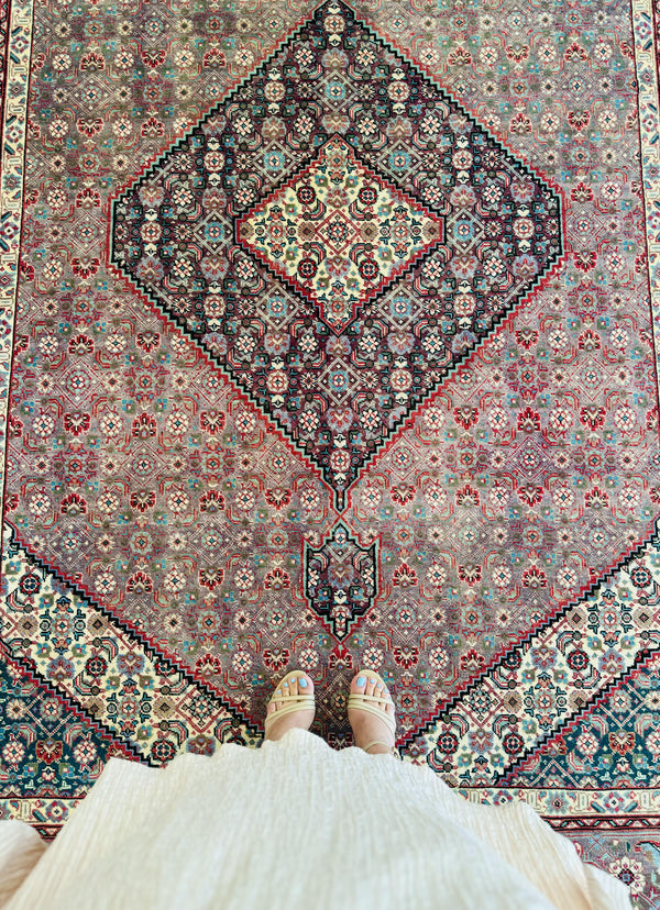 9' 11" x 6' 6" Excellent Hand-Knotted Vintage Area Rug - Yasi & Fara 