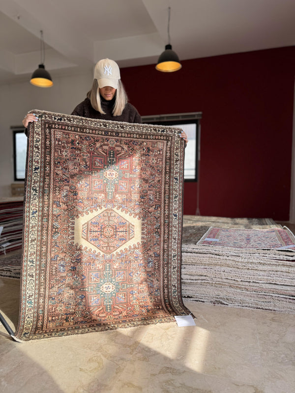 4' 9" x 3' 6" Excellent Hand-Knotted Vintage Collectible Tribal Rug - Yasi & Fara 