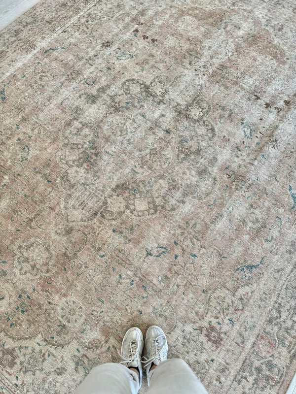 11' 10" x 9' Excellent Hand-Knotted Antique Neutral Faded Large Area Rug - Yasi & Fara 