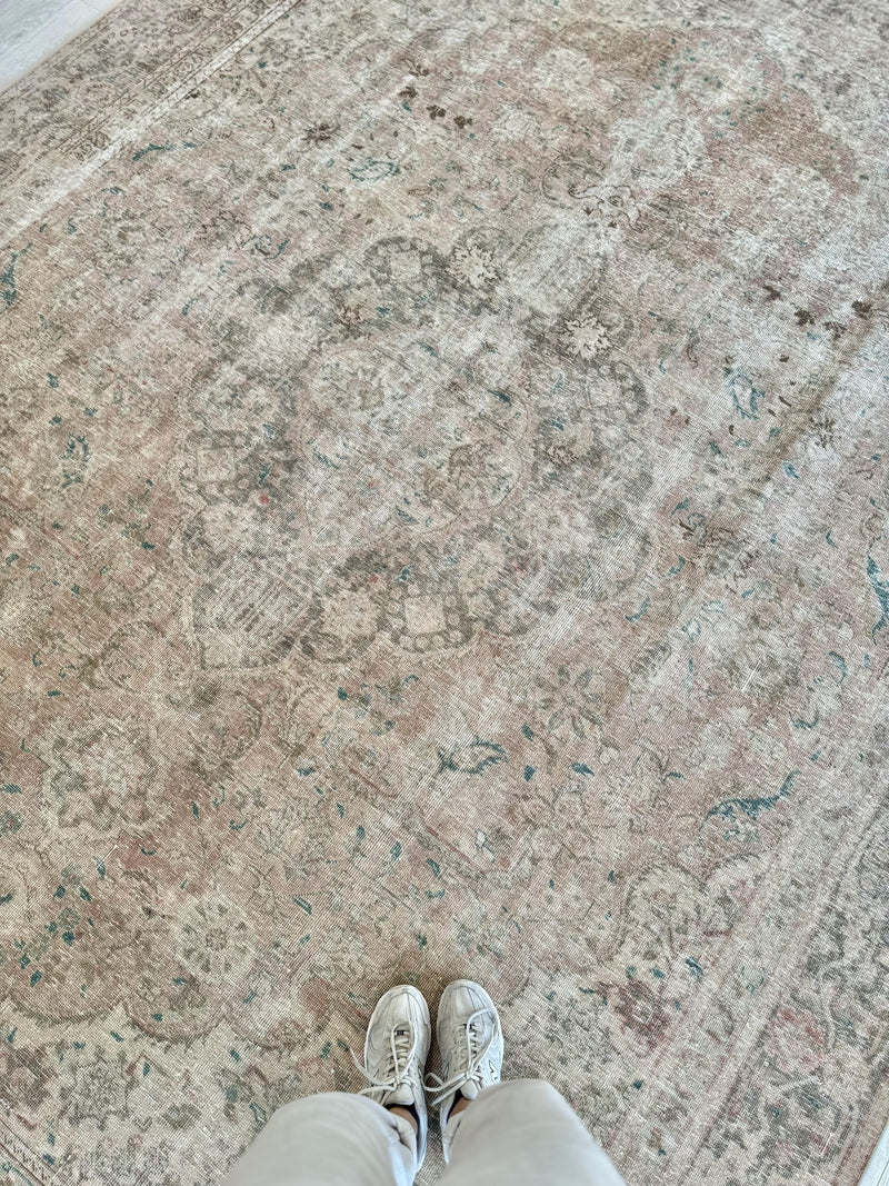 11' 10" x 9' Excellent Hand-Knotted Antique Neutral Faded Large Area Rug - Yasi & Fara 